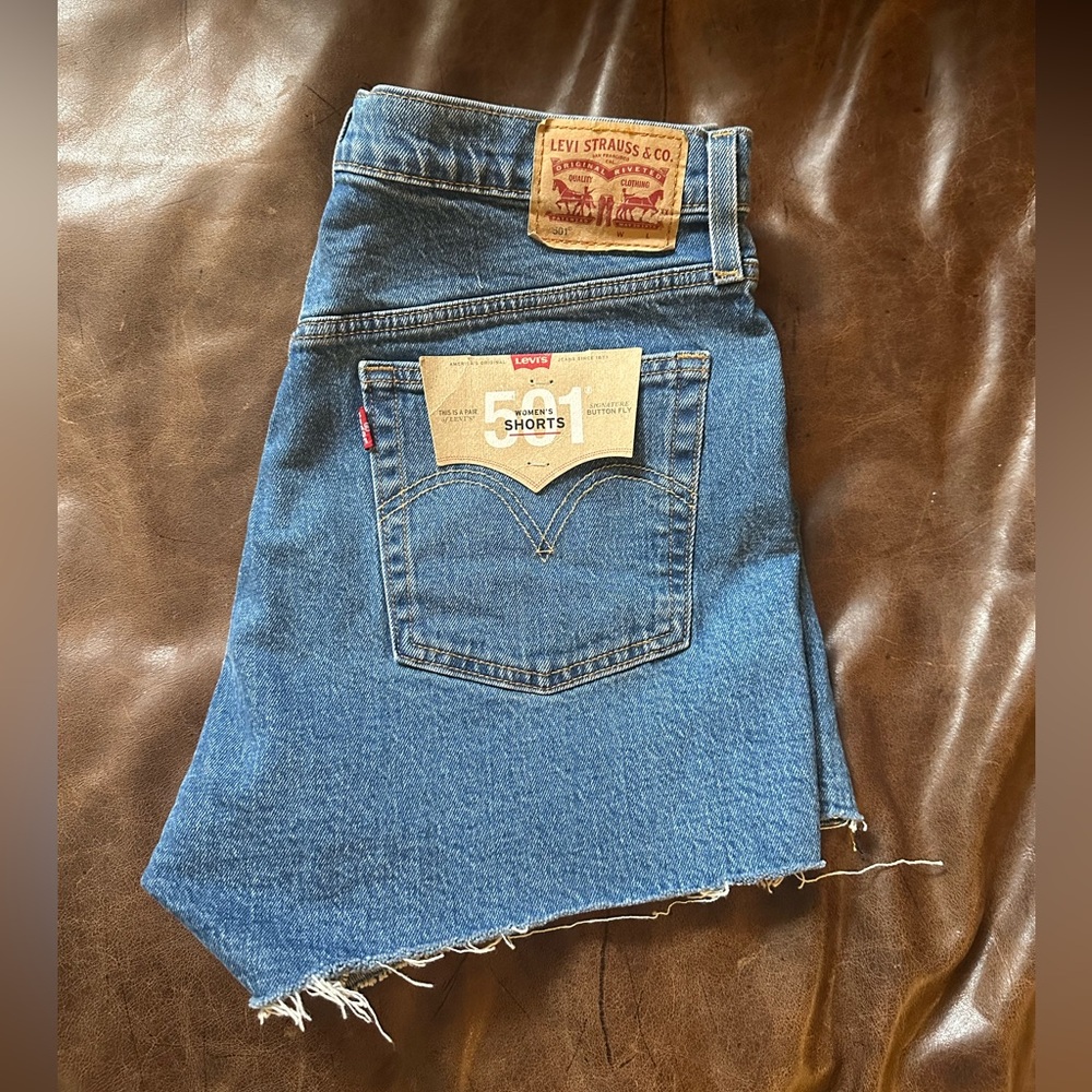 Levi's women Classic Blue Denim Shorts